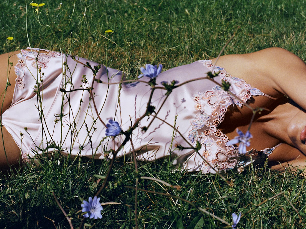 Silk vs Satin Sleepwear: What’s the Difference?