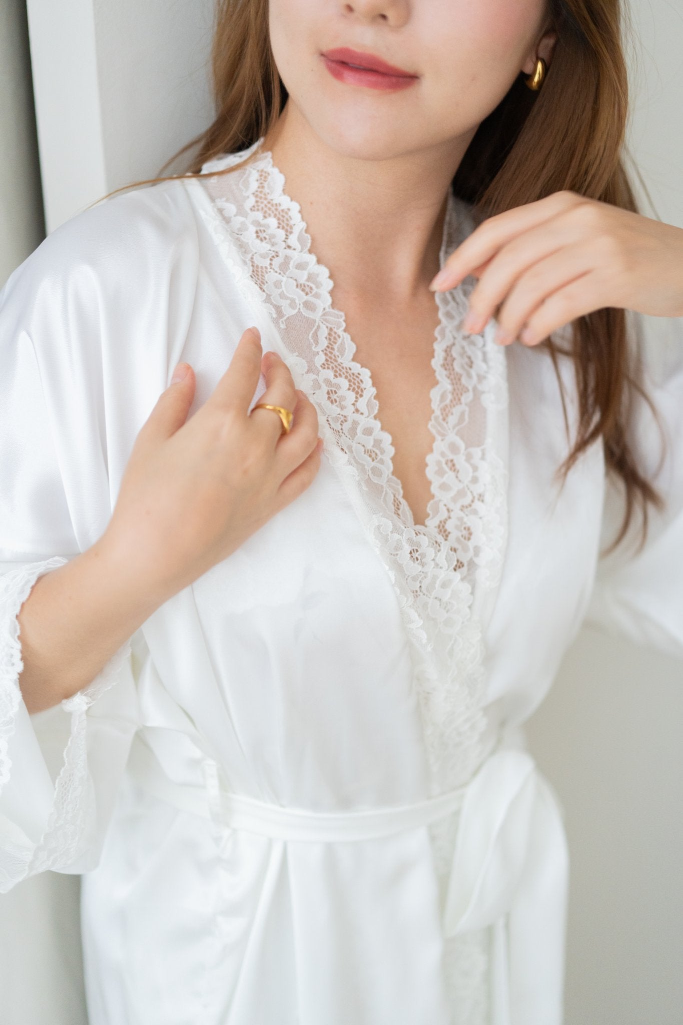 Aimee Lace Trim Silk Robe (White) - Bells & Birds