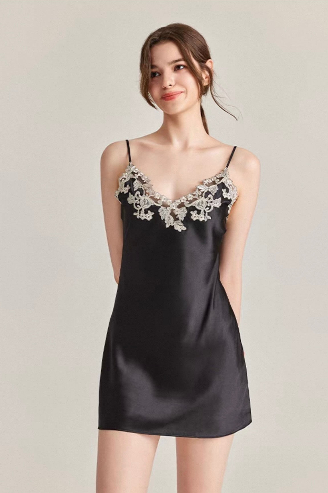Florentine Mulberry Silk Slip (Black)