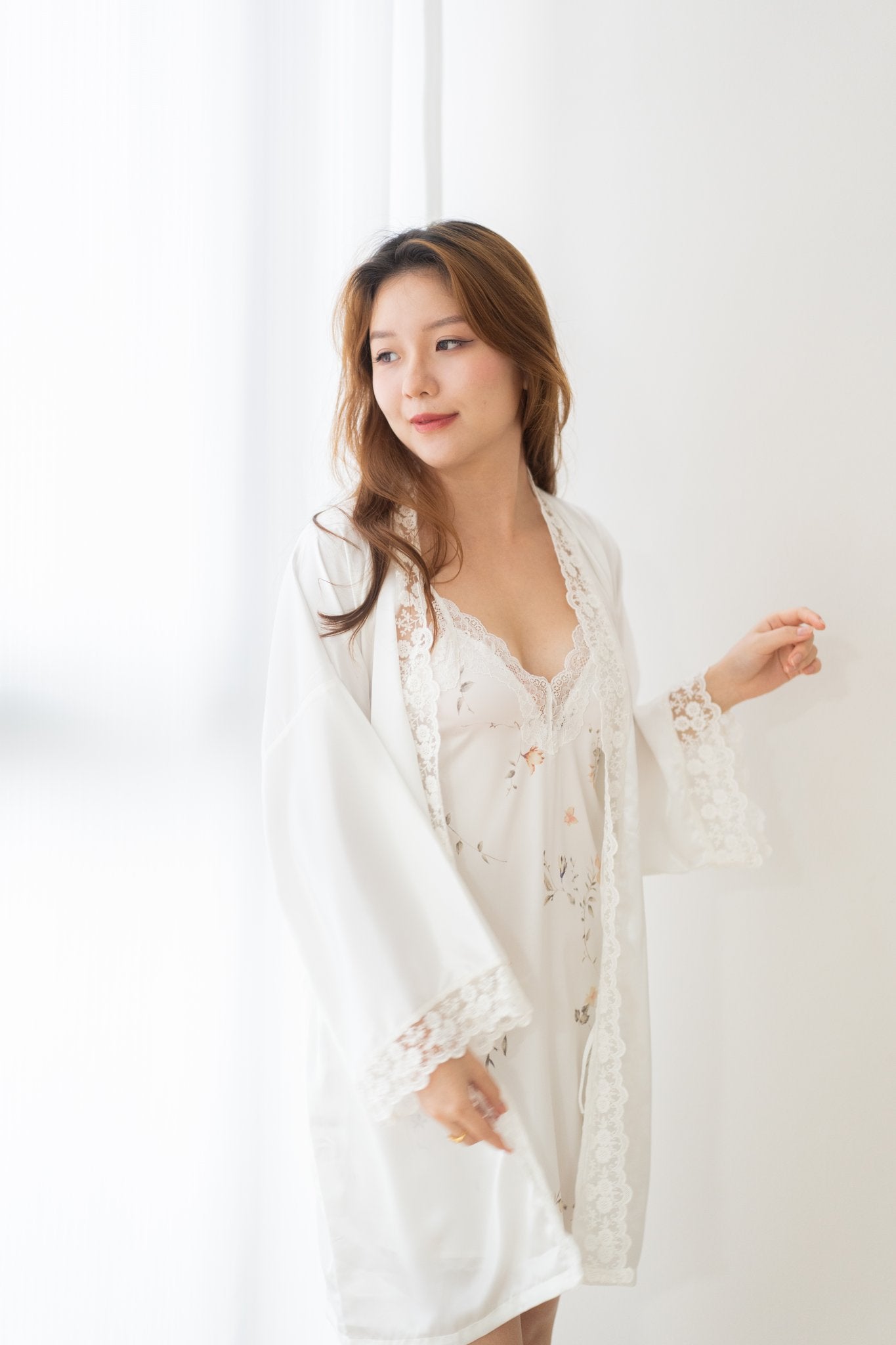Aimee Lace Trim Silk Robe (White) - Bells & Birds