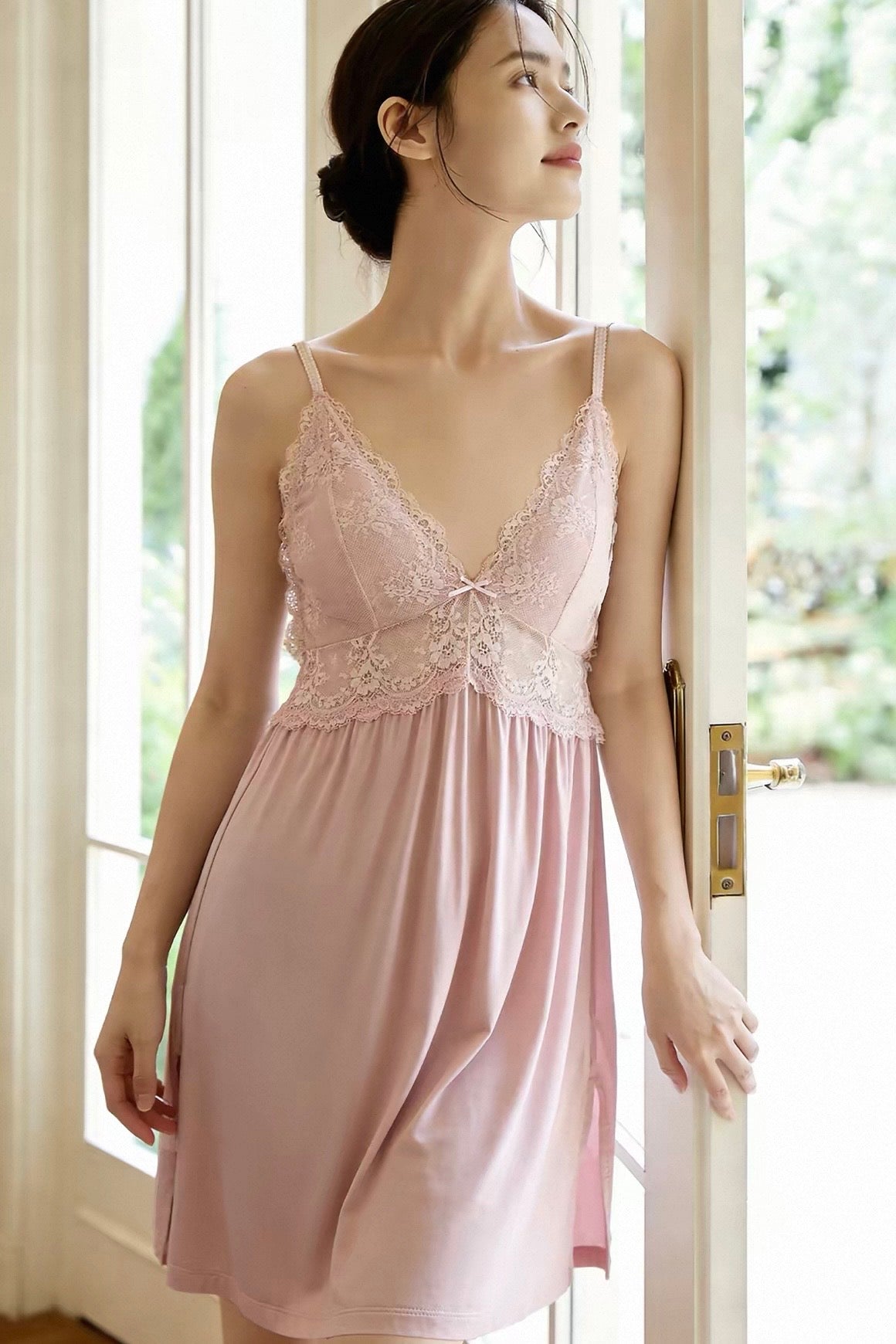 Sofia Padded Lace Slip