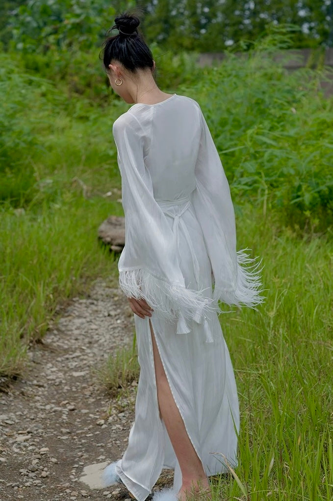 Dandelion Feather Robe (White)