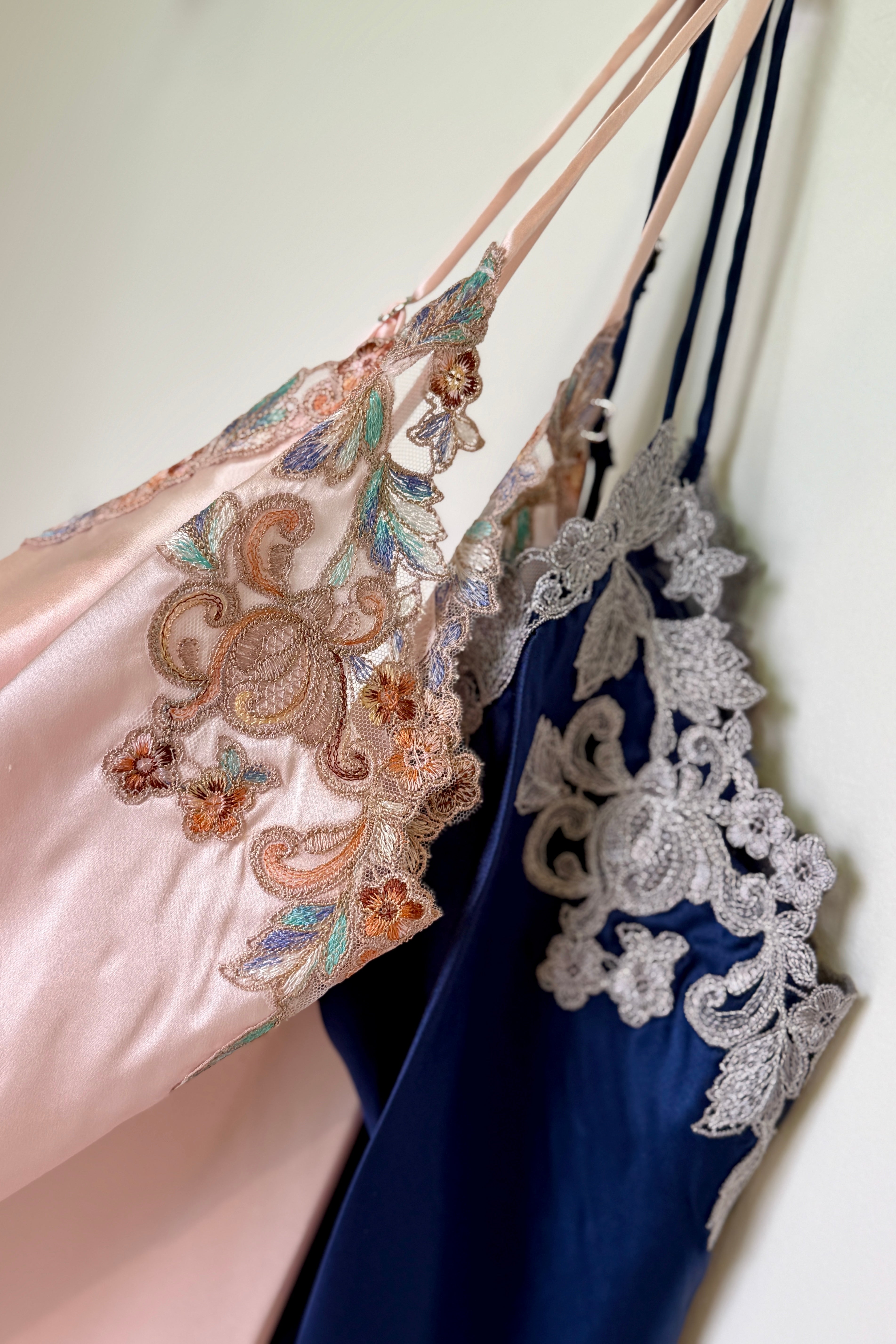 Florentine Mulberry Silk Cami Set (Rose) - Bells & Birds