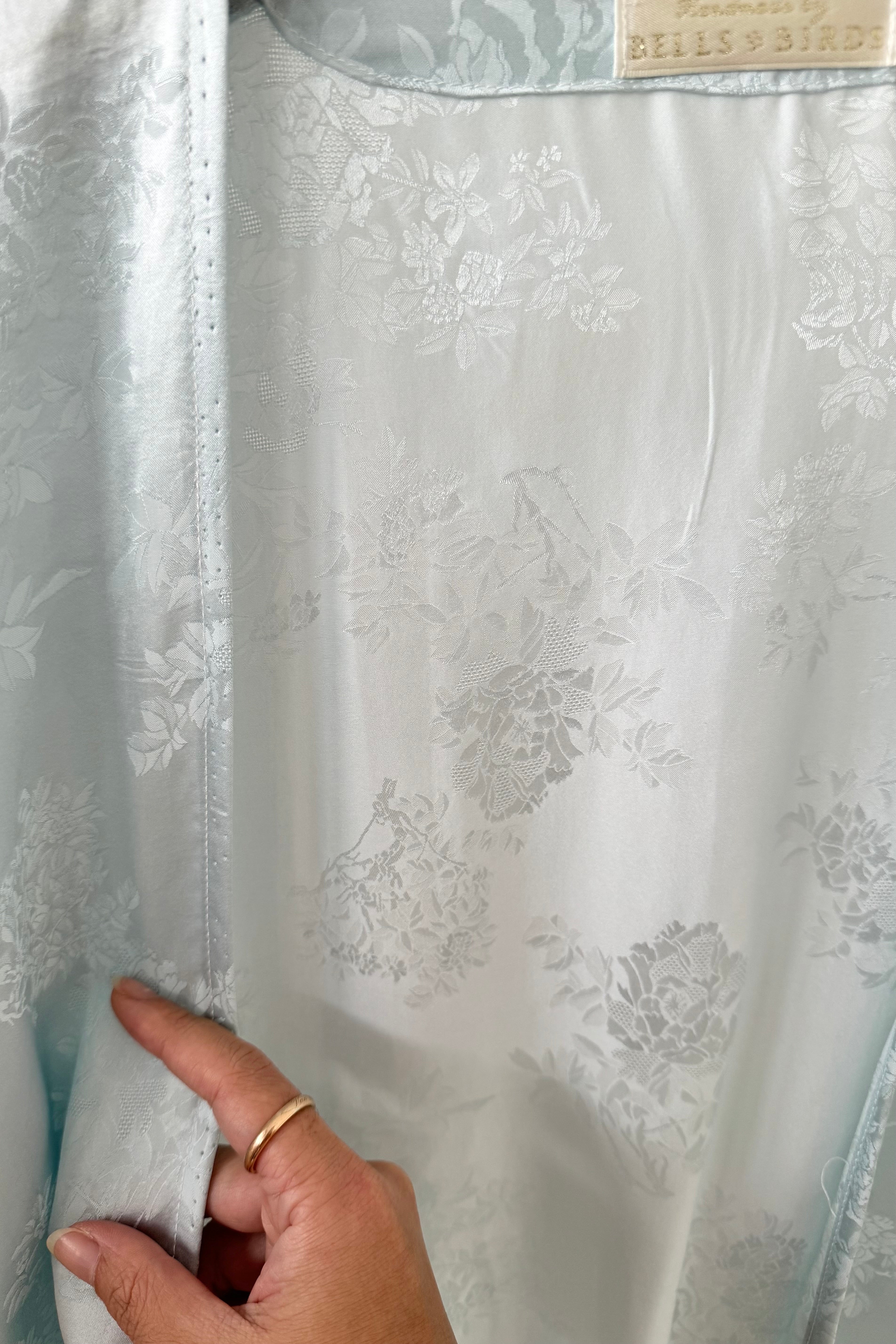 Très Belle Silk Robe (Sample)