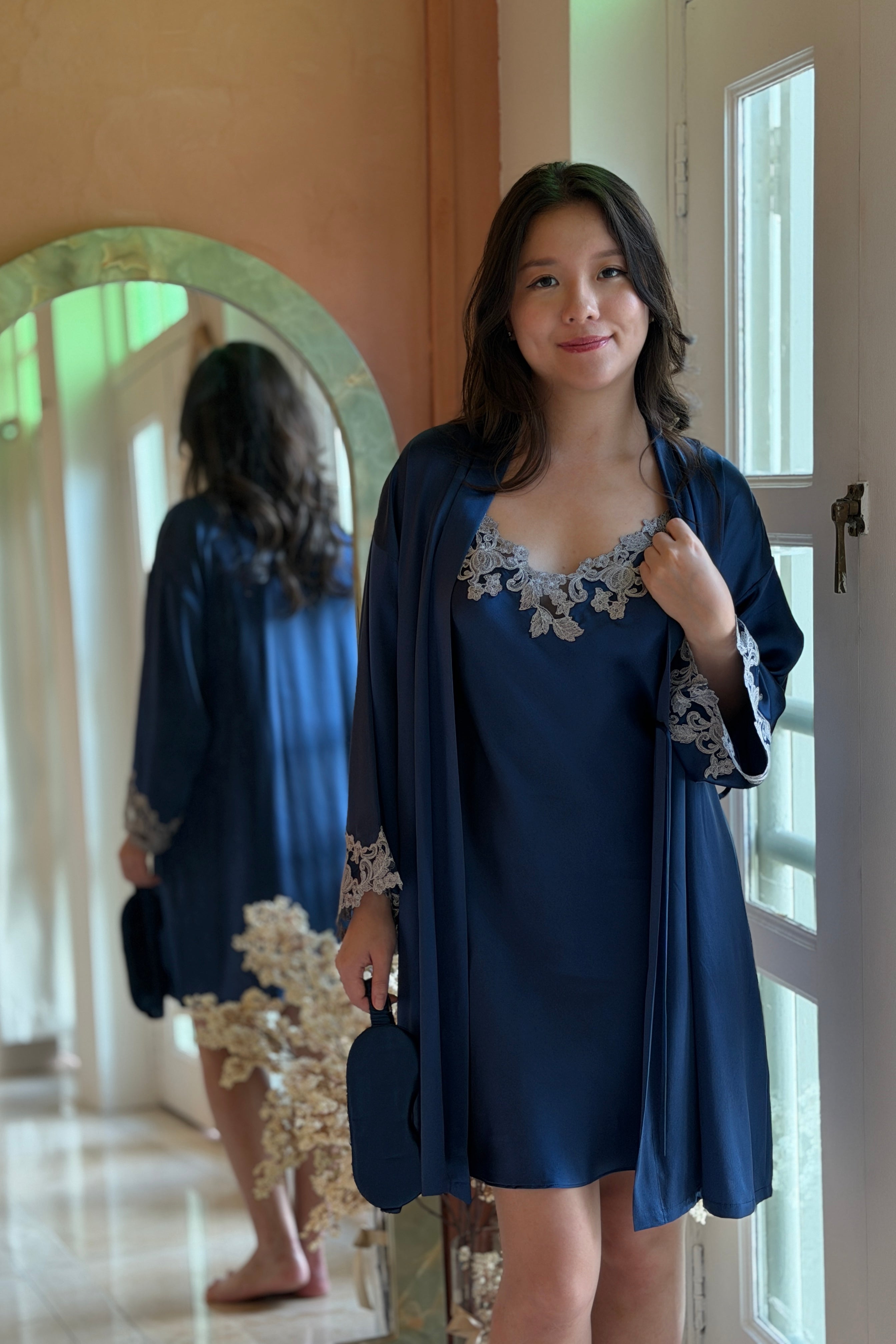 Florentine Mulberry Silk Robe (Navy) - Bells & Birds