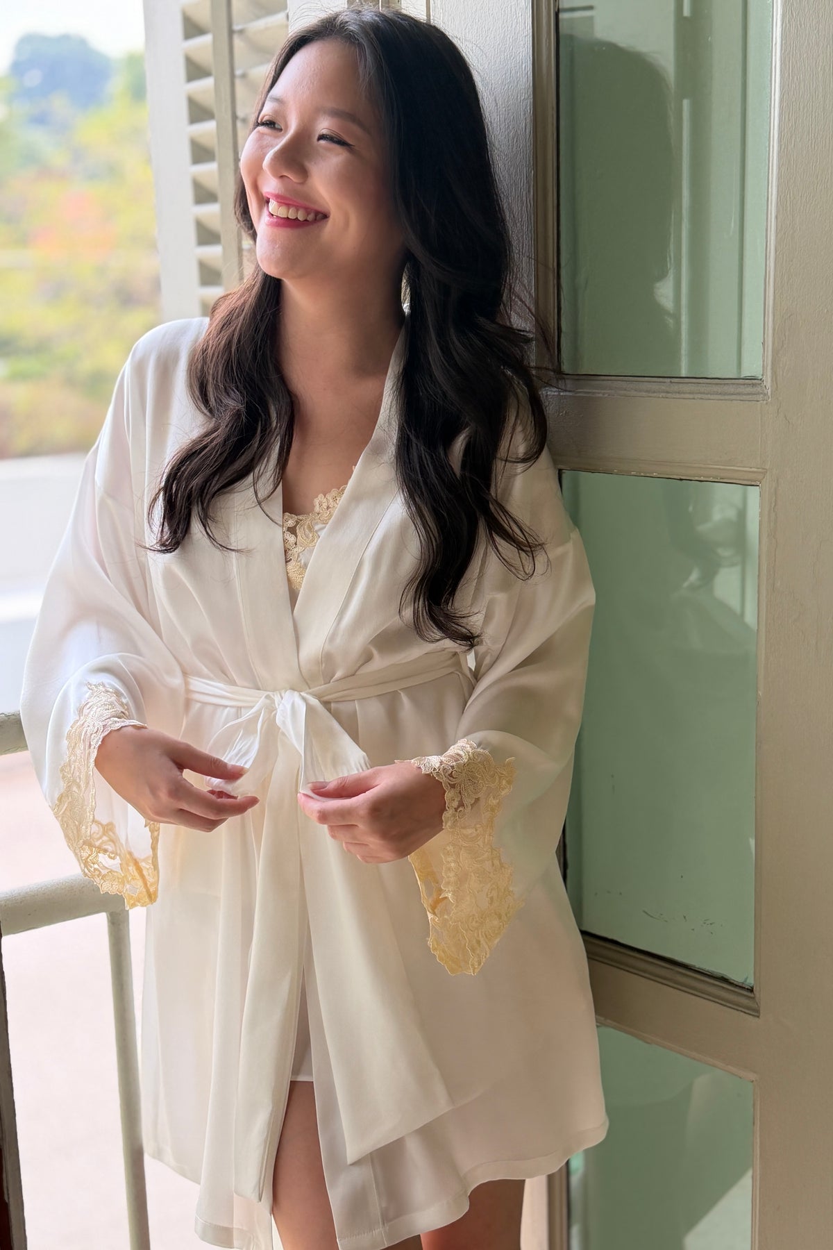 Florentine Mulberry Silk Robe (White)