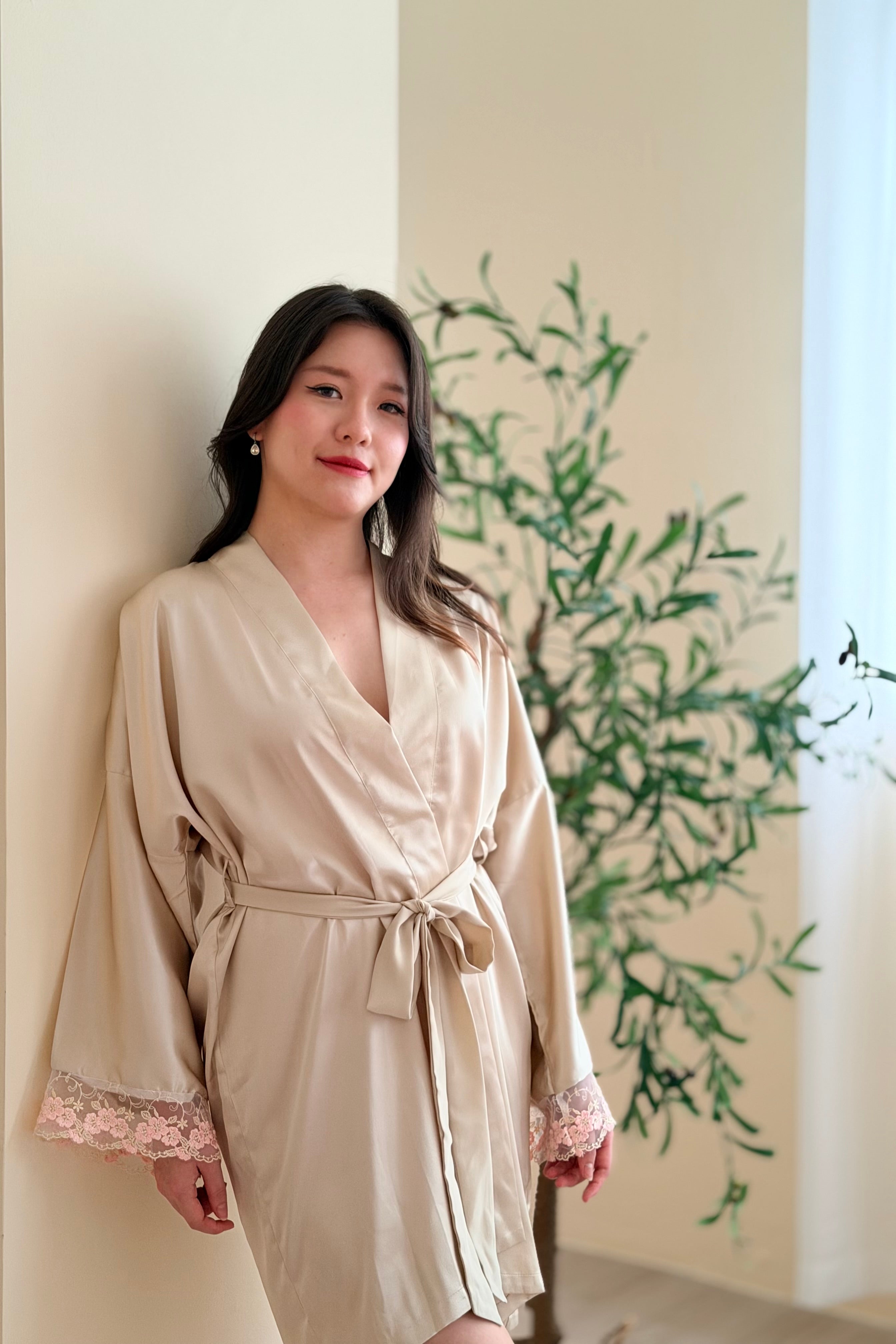 Aimee Lace Trim Silk Robe (Pink)