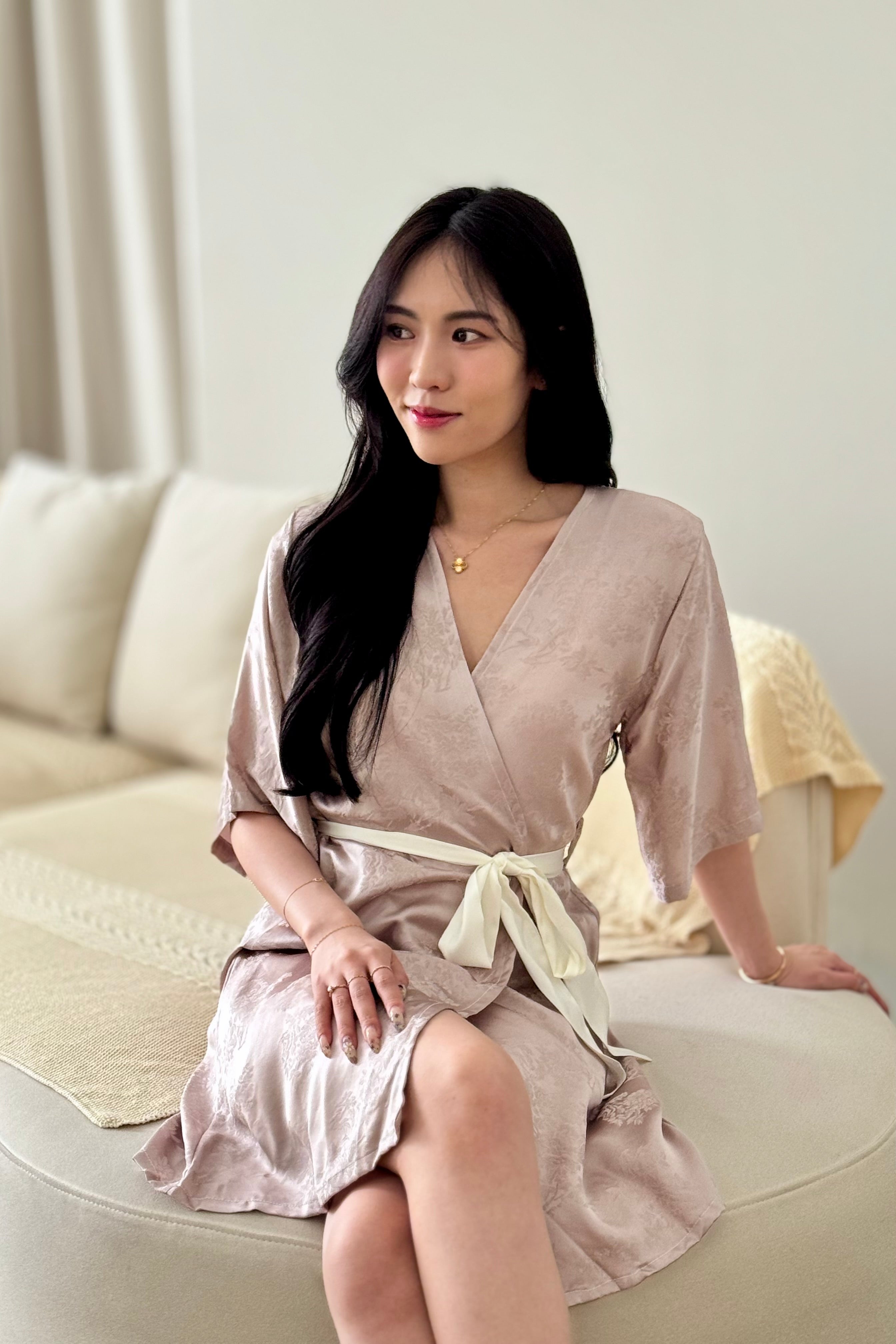 Très Belle Silk Robe (Pink)