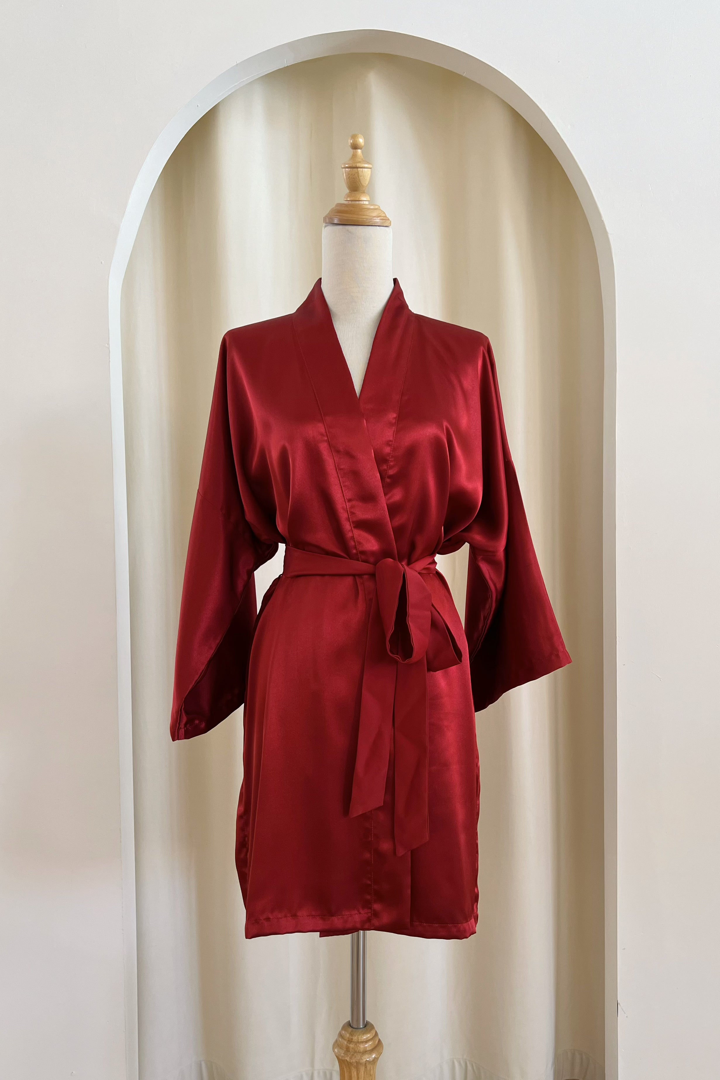 Classic Silk Robe (Scarlet)