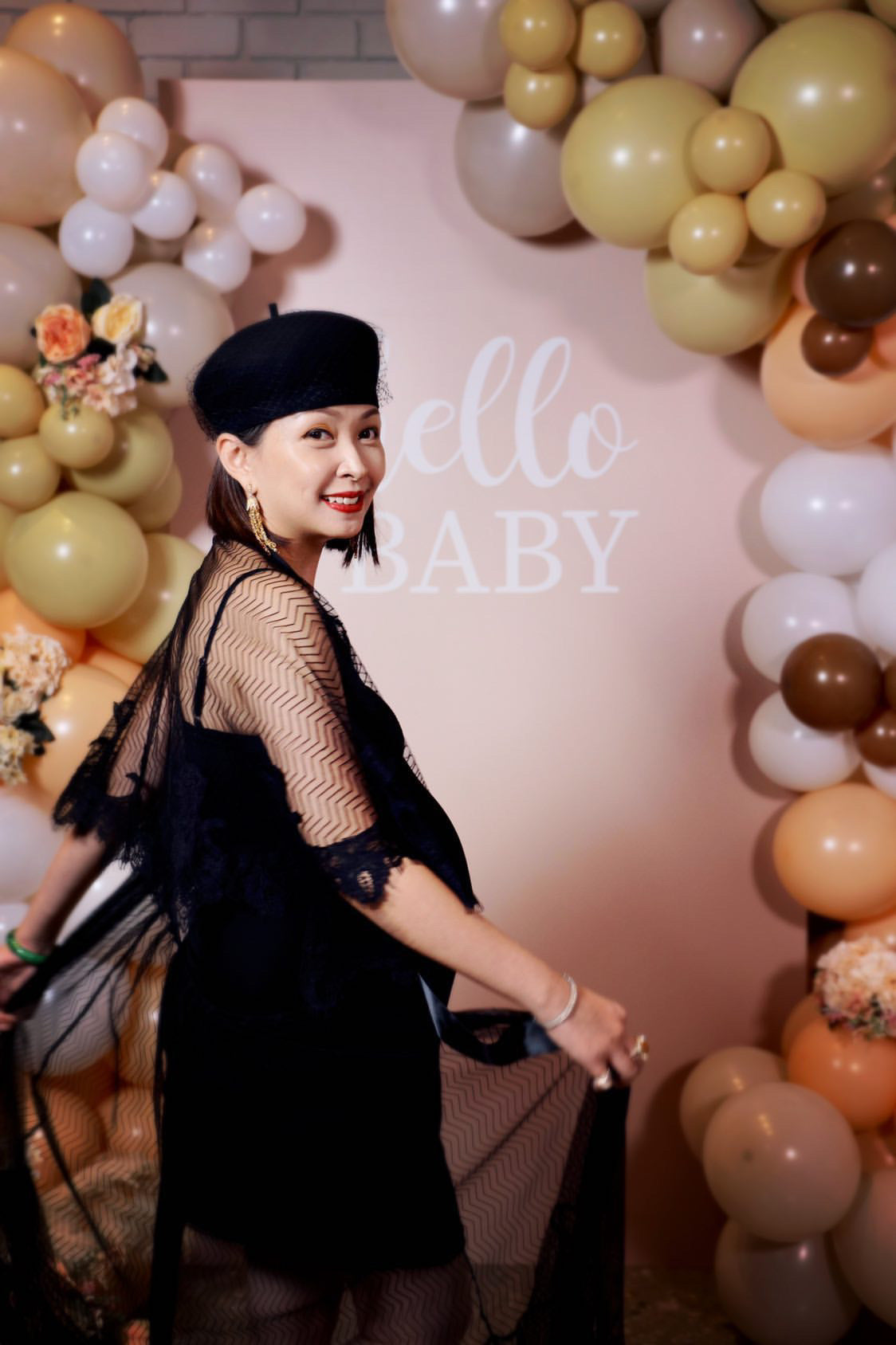 Très Belle Lace Gown
