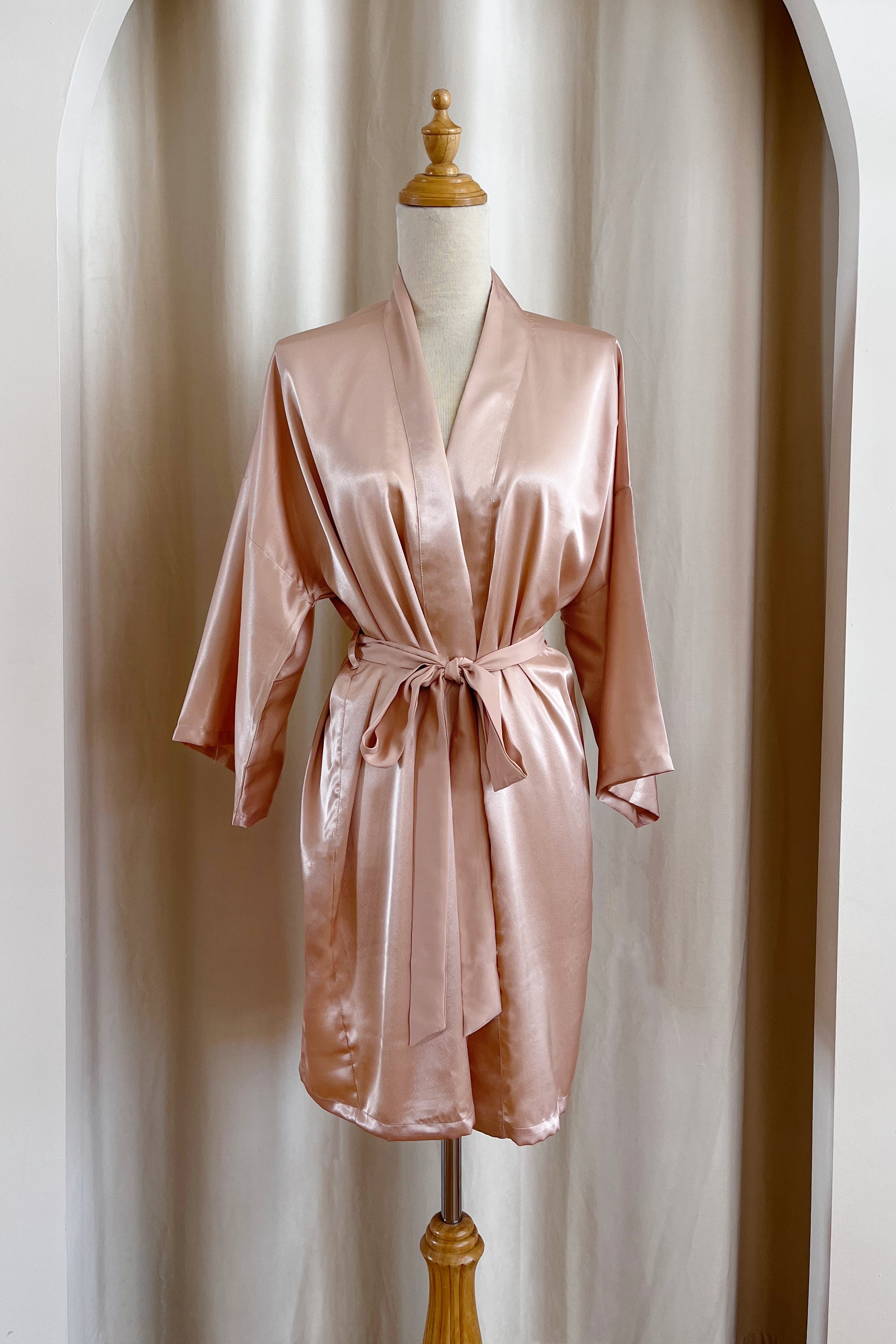 Classic Silk Robe (Sweet Pink)