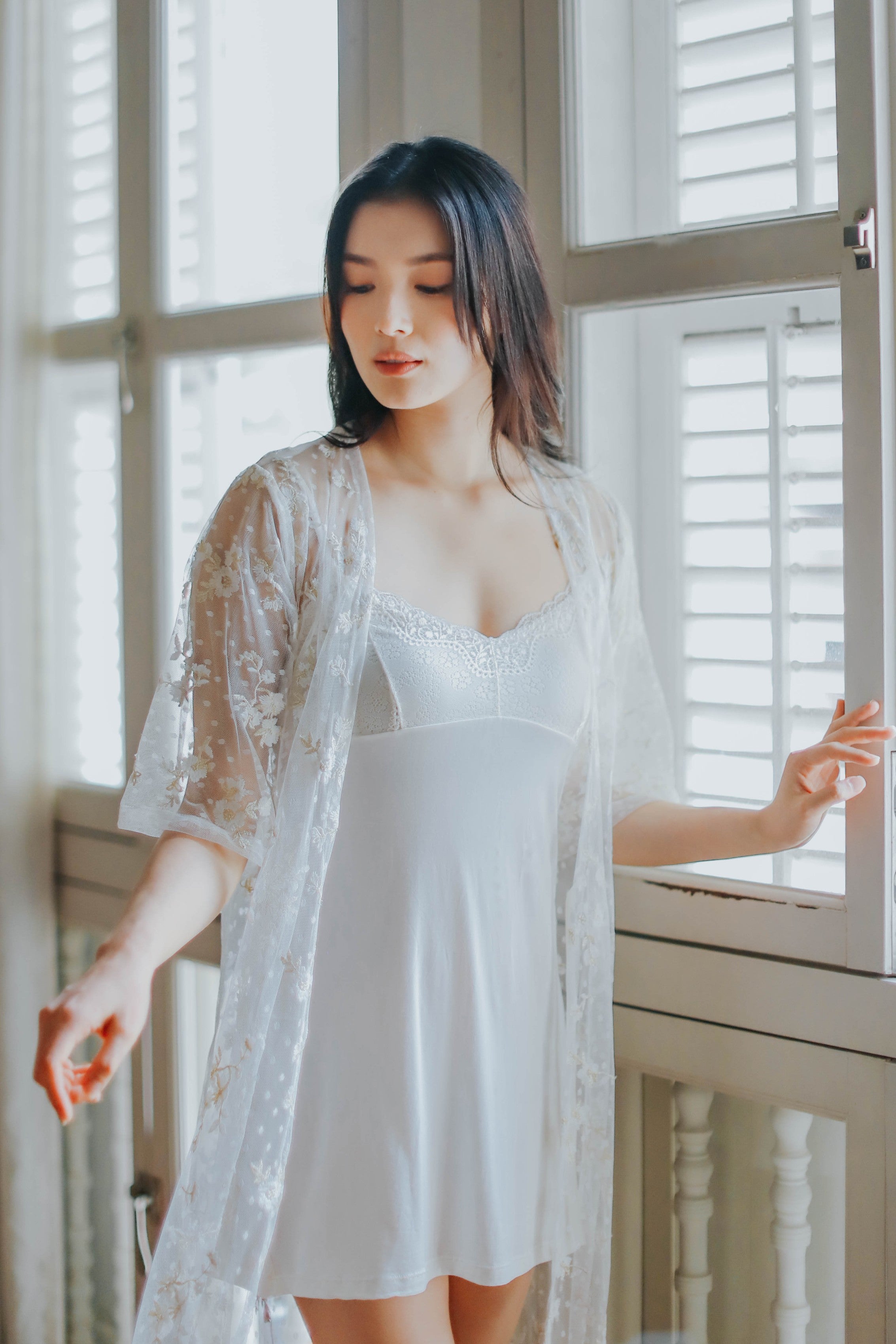 Godiva Lace Maxi Robe