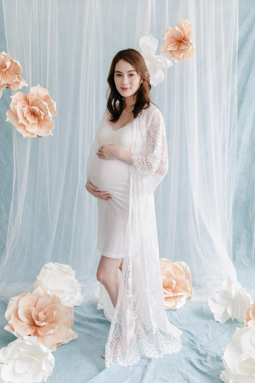 Enchanté Lace Maxi Robe