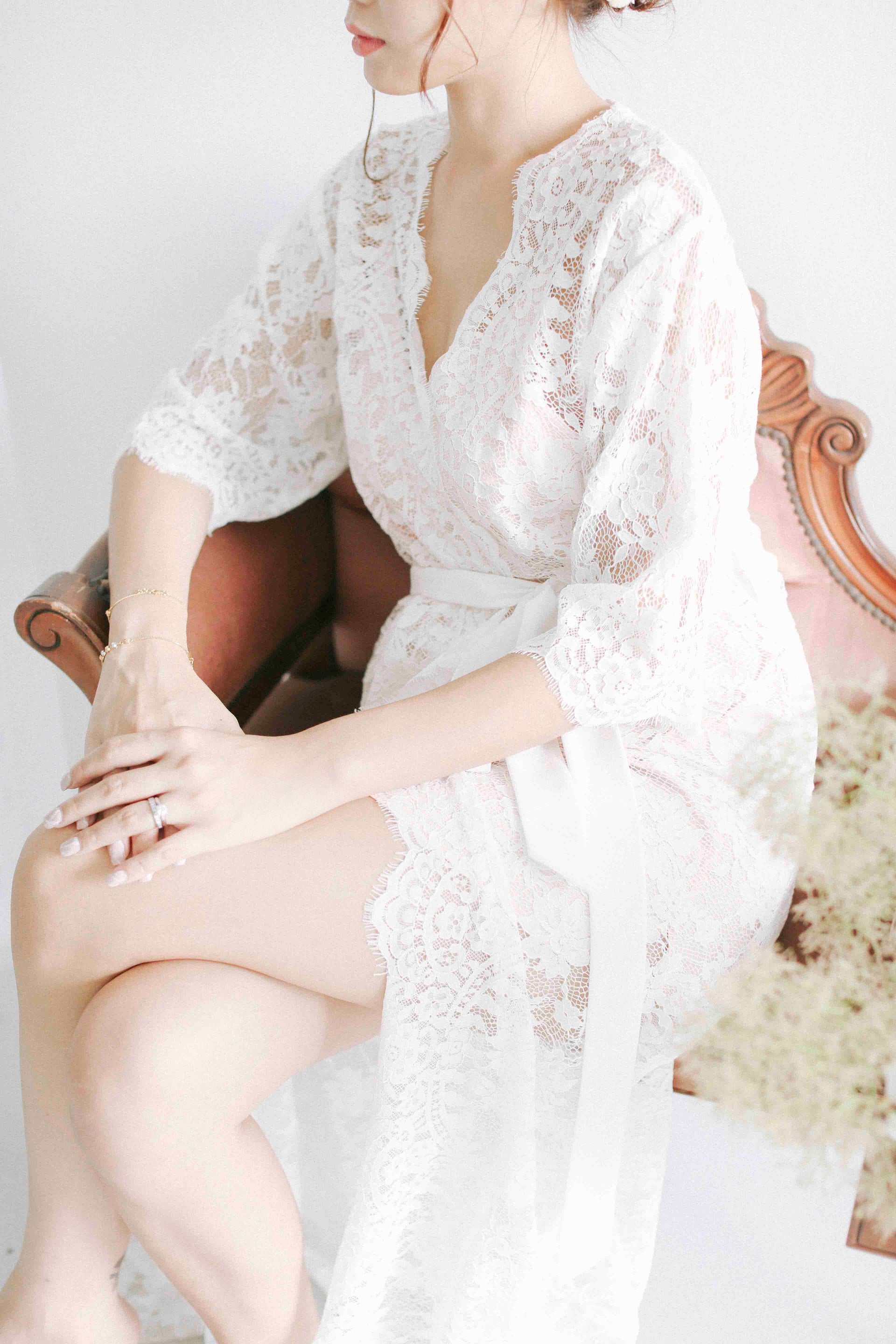 Fée en Blanc Lace Maxi Robe - Bells & Birds