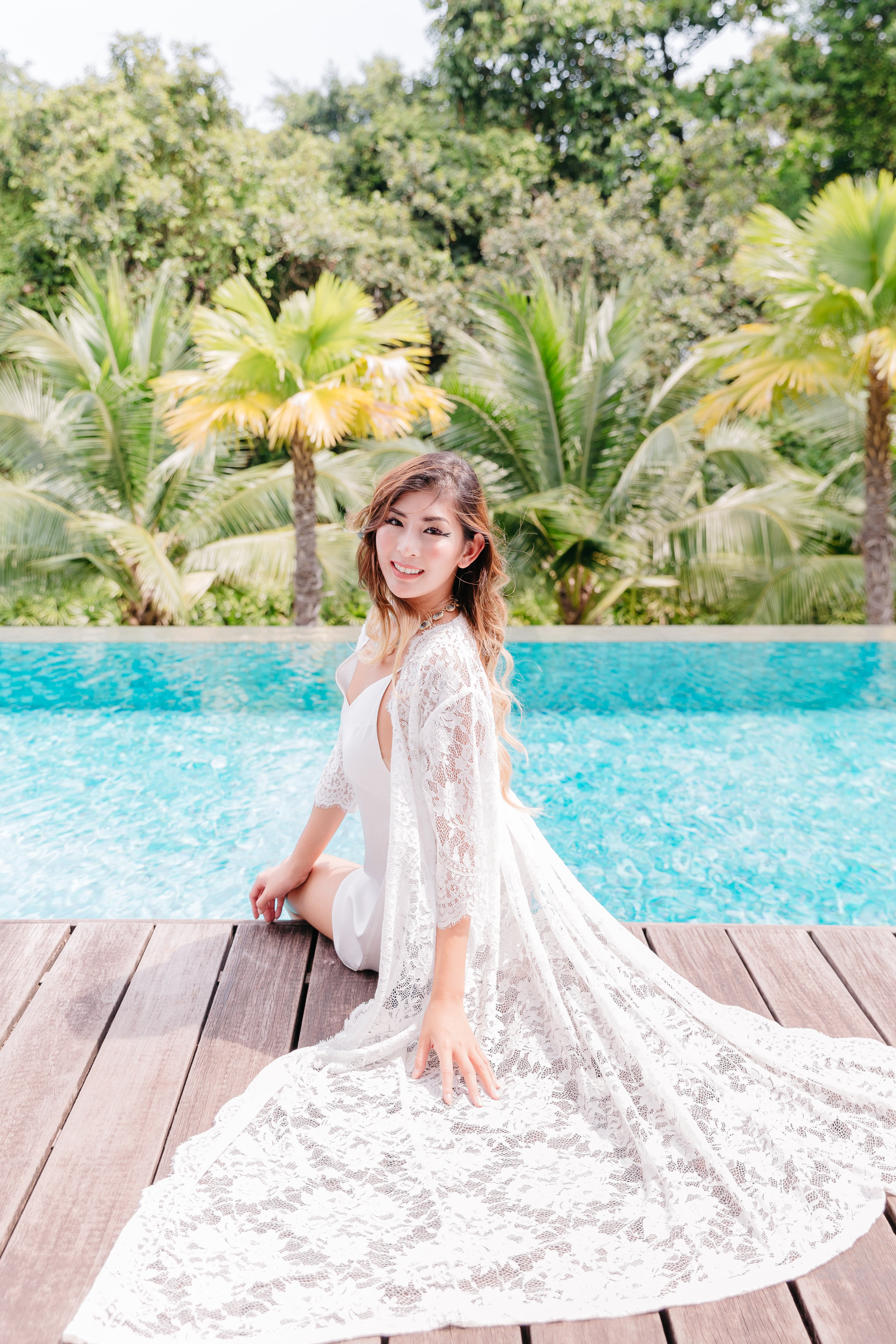 Fée en Blanc Lace Maxi Robe - Bells & Birds