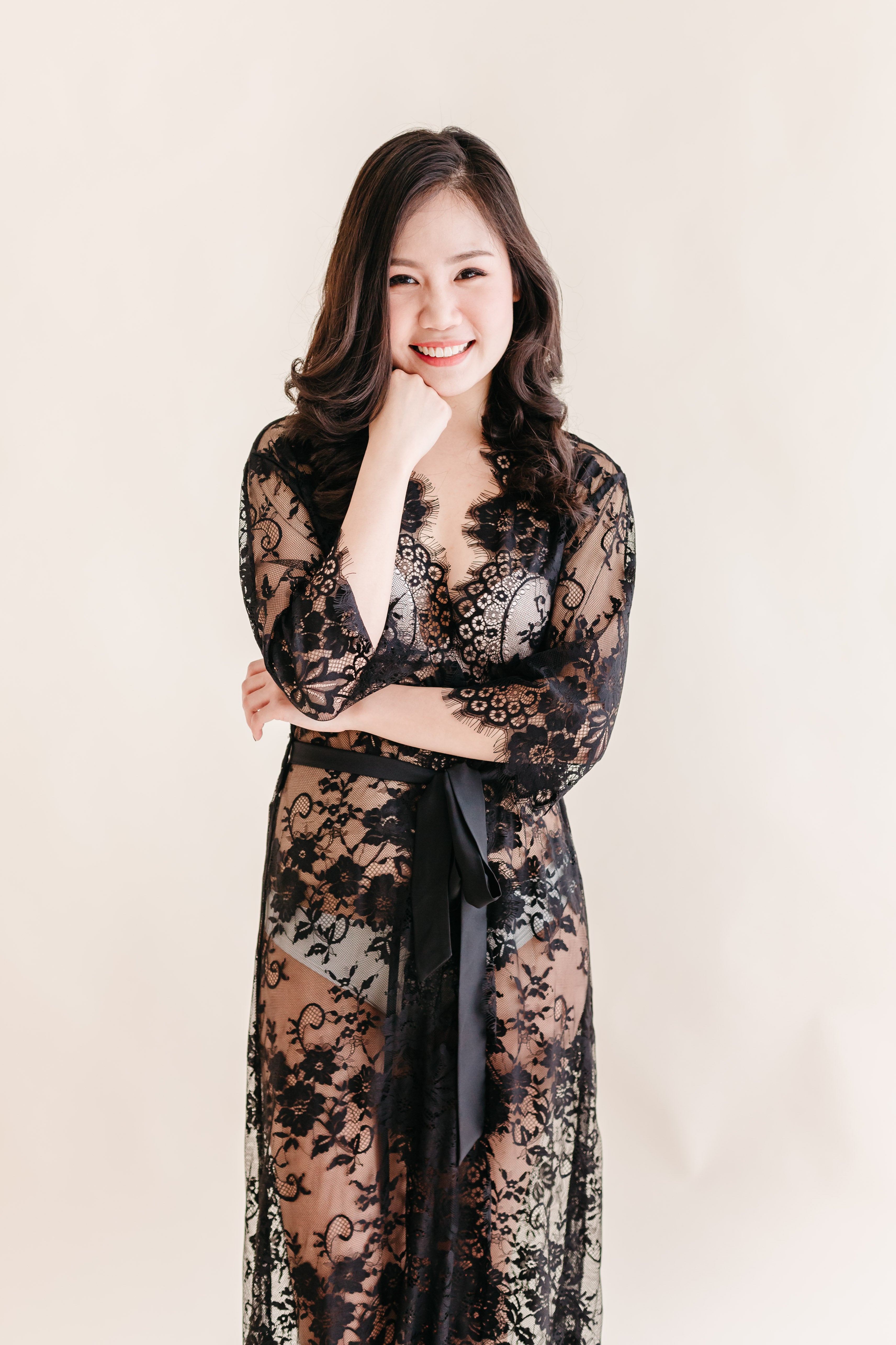 Femme en Noir Lace Maxi Robe - Bells & Birds