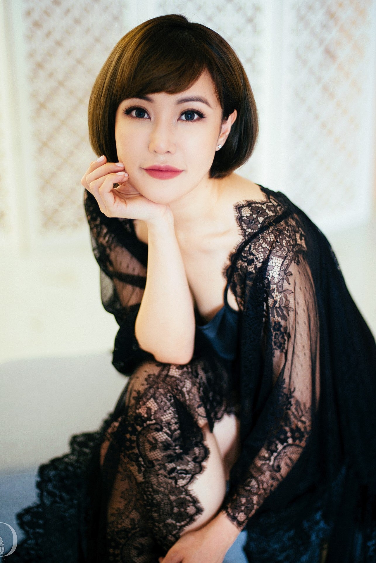 Mon Trésor Lace Kaftan (Noir)