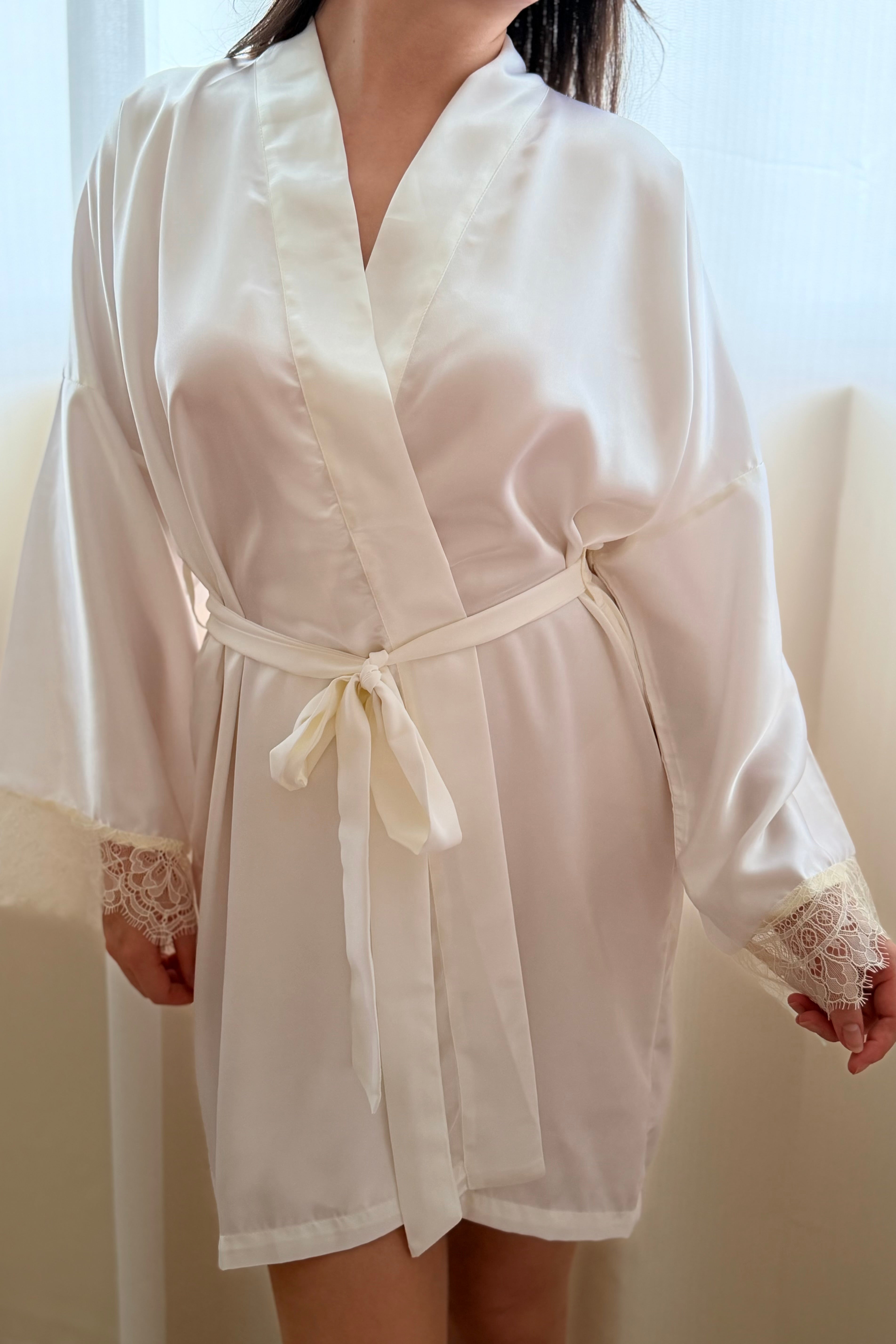 Aimee Lace Trim Silk Robe (Cream)
