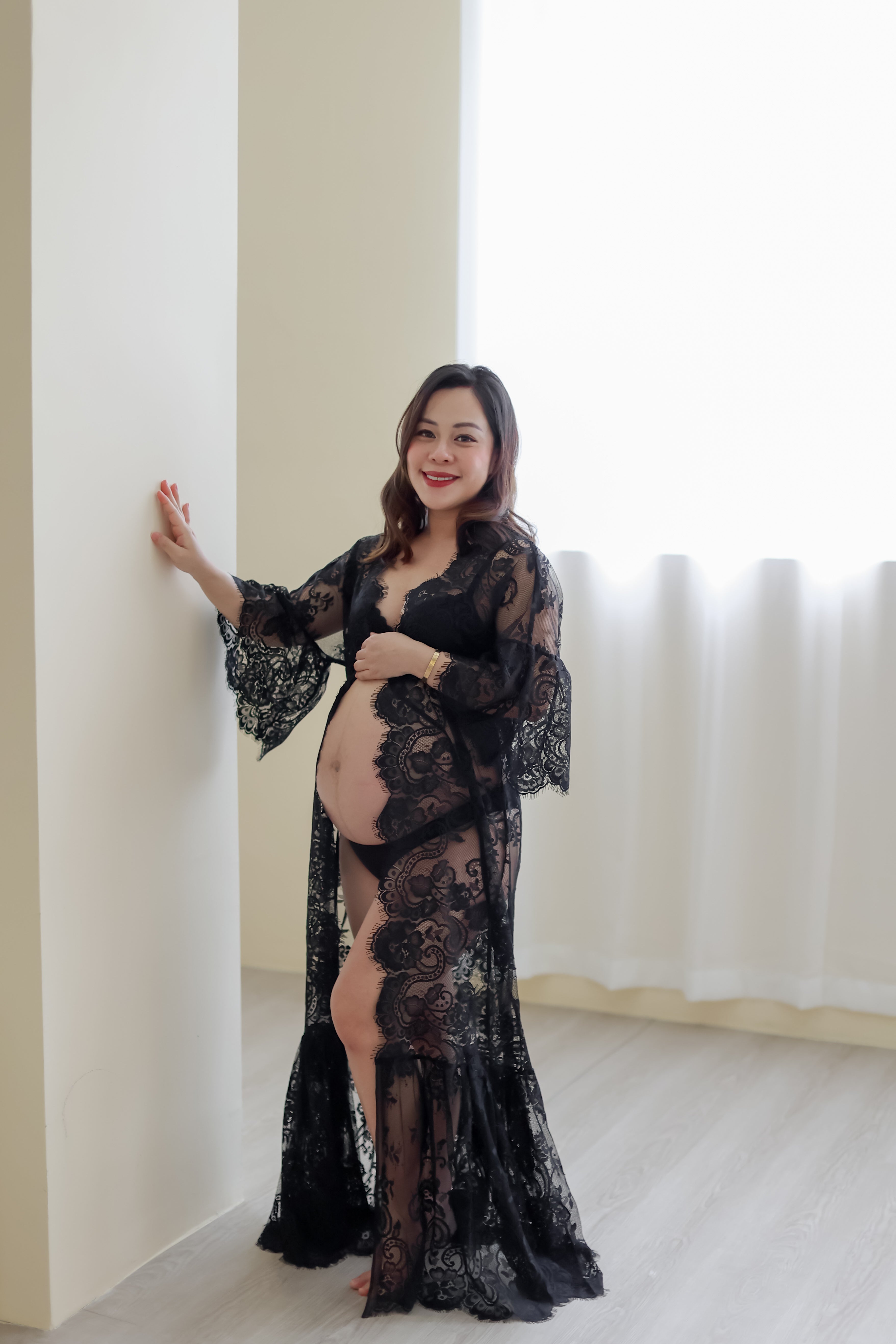 Charlotte Lace Gown (Black)