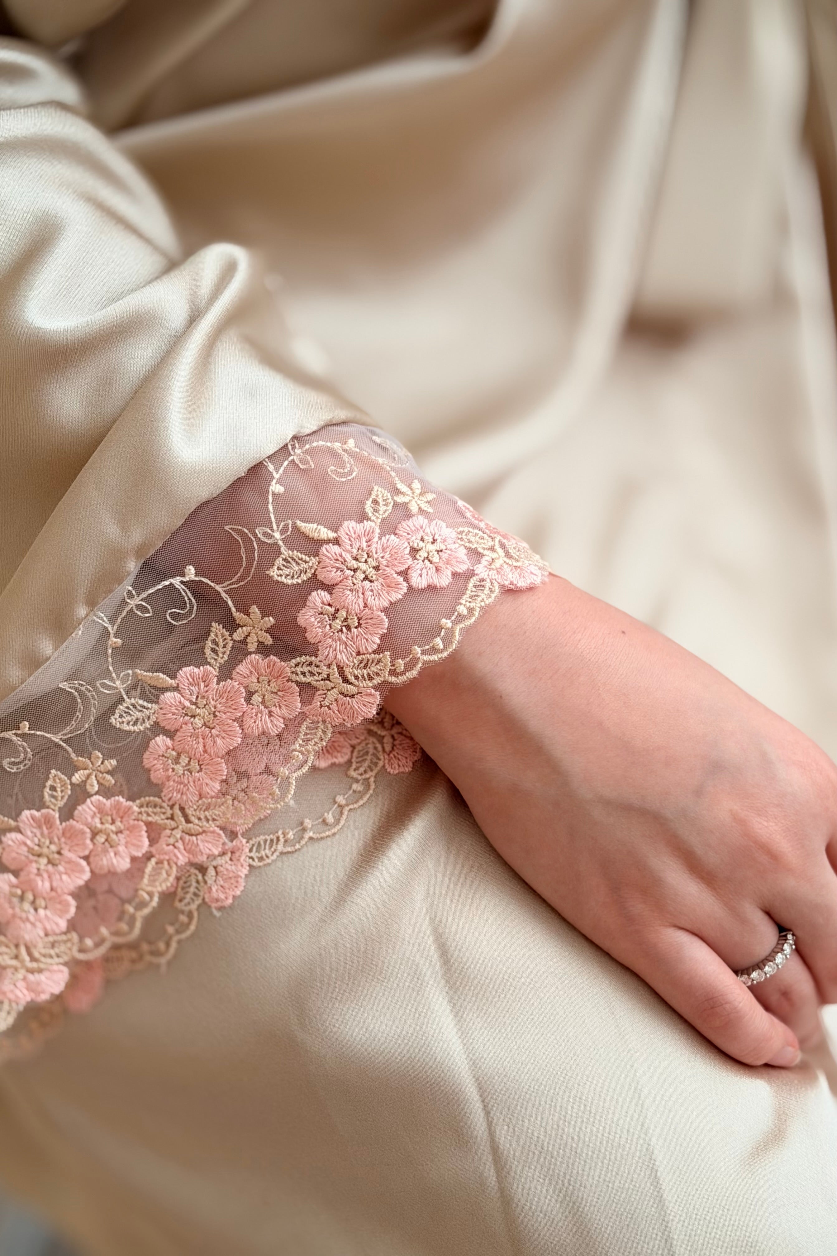 Aimee Lace Trim Silk Robe (Pink)