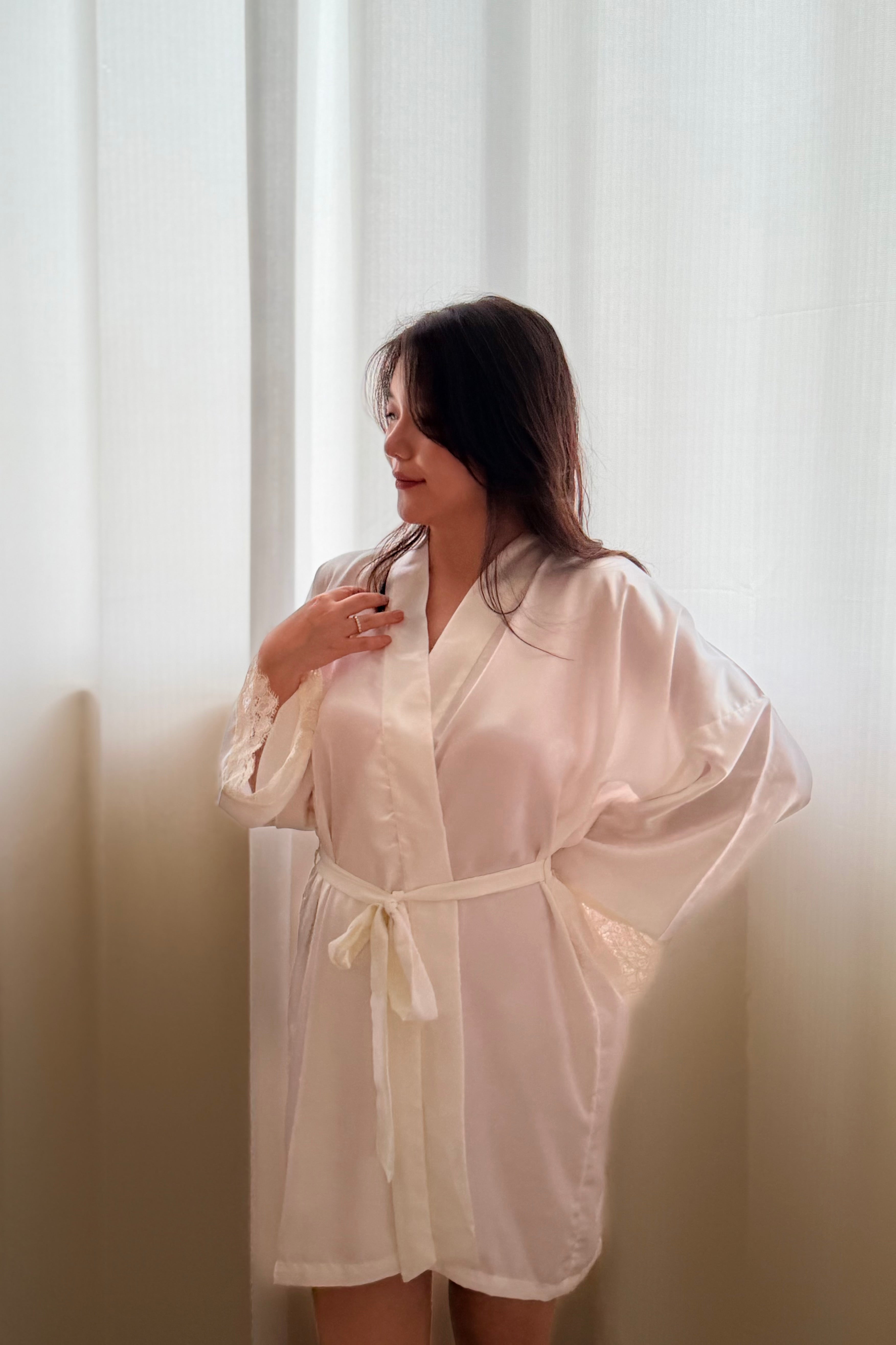 Aimee Lace Trim Silk Robe (Cream)