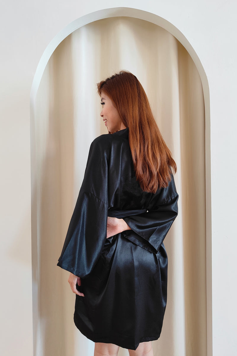 Classic Silk Robe (Black)