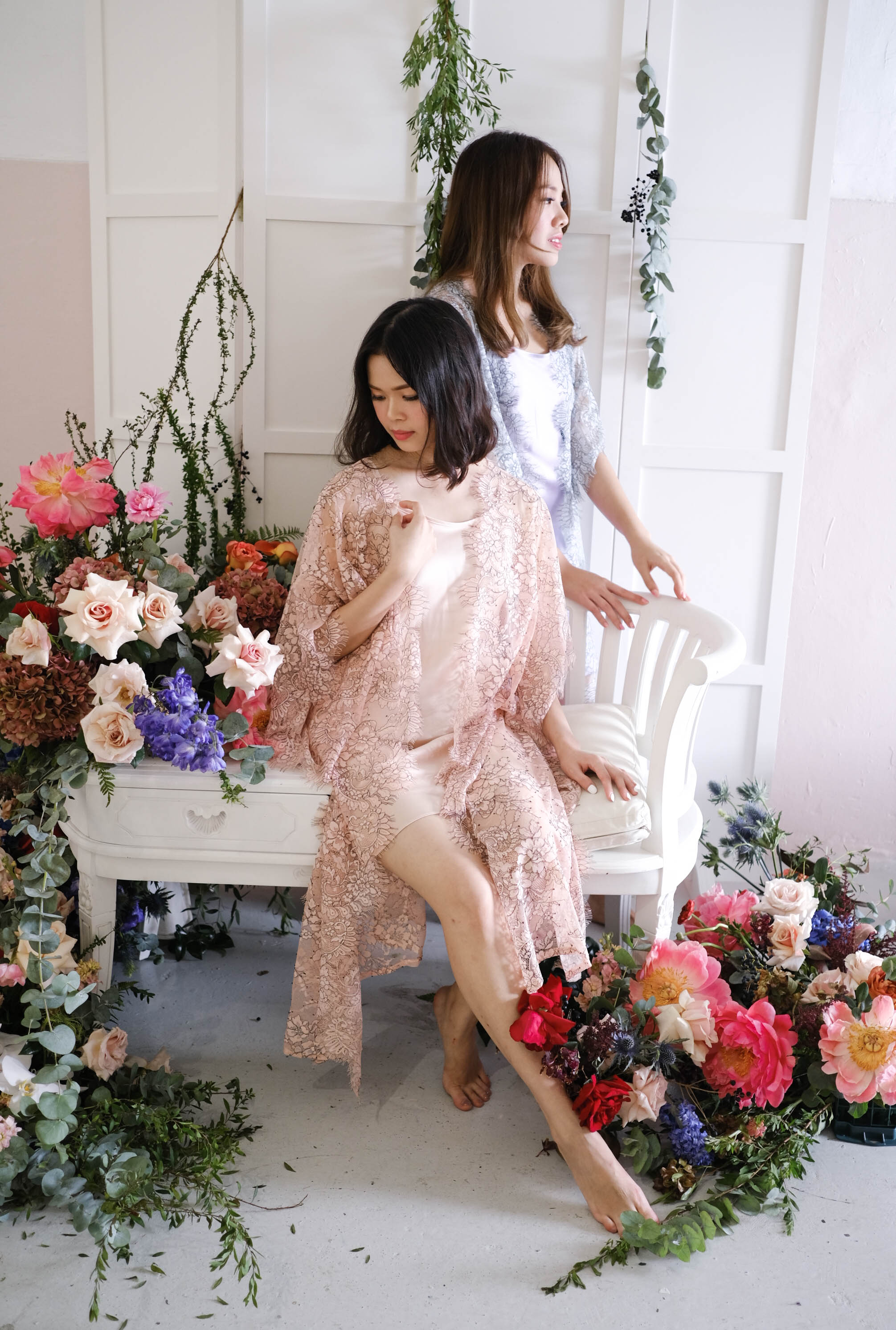 Limited Lace Kaftan (Pink) - Bells & Birds